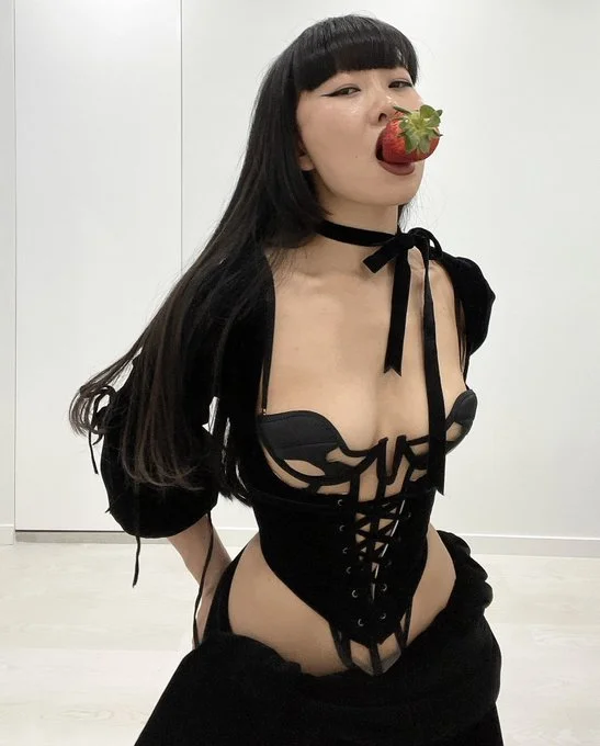 🎌CREEPYYEHA🎌 image 2