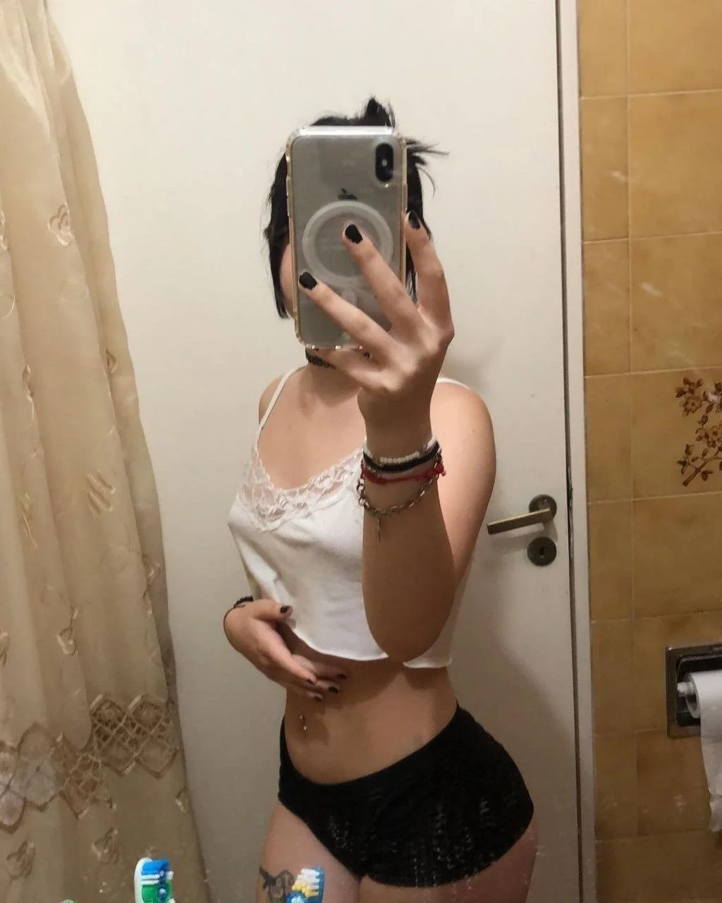 Morrita putita con unas nalgas ricas image 17