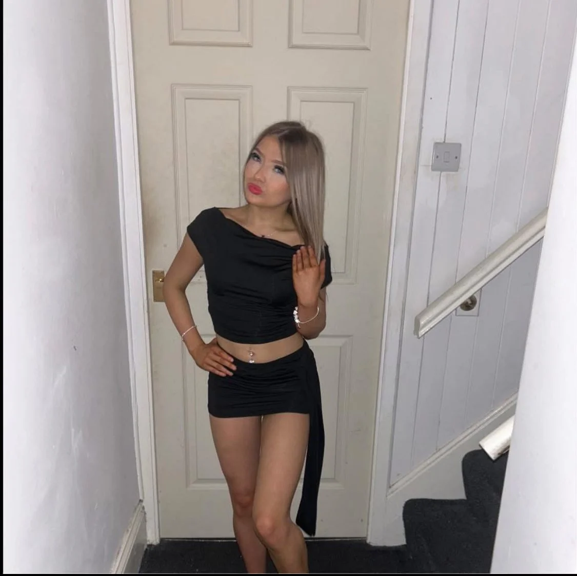hanna uk chav teen barely legal 18 image 4