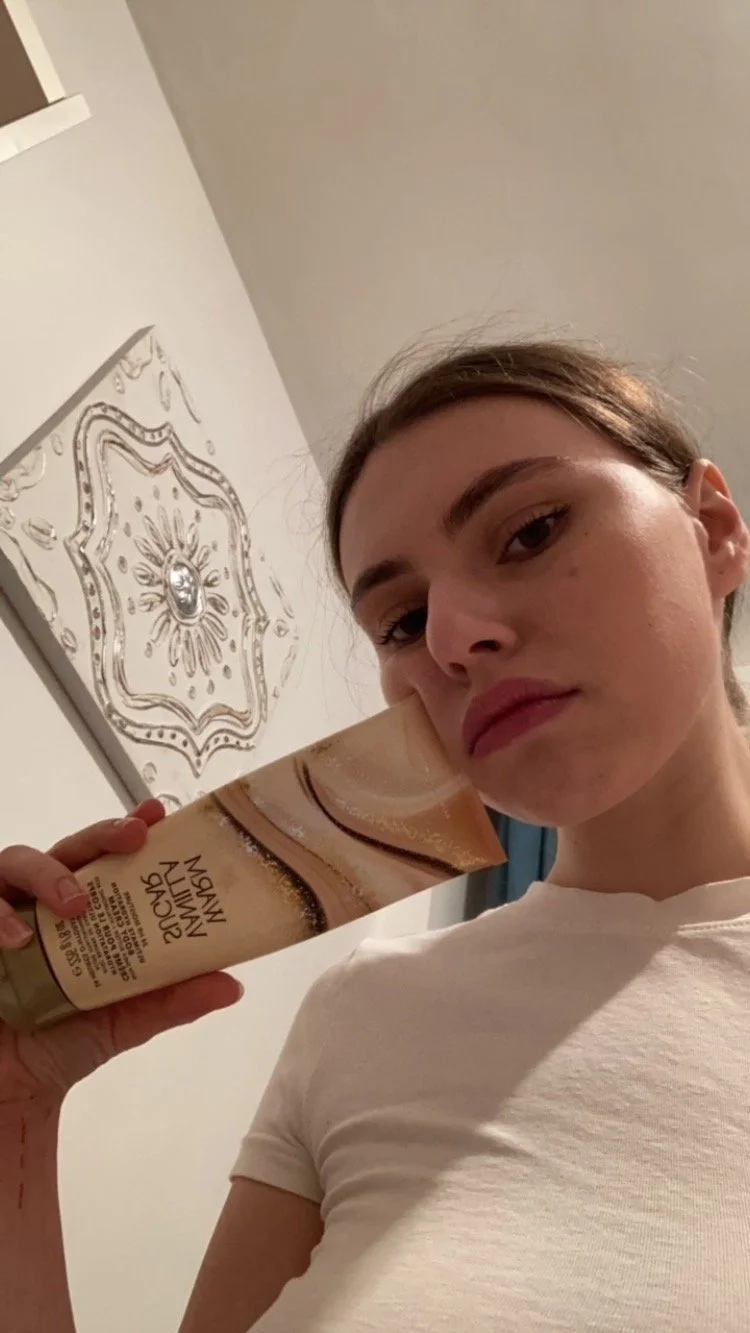 Ex (Alyssa) Snaps Exposed Petite Slut image 2