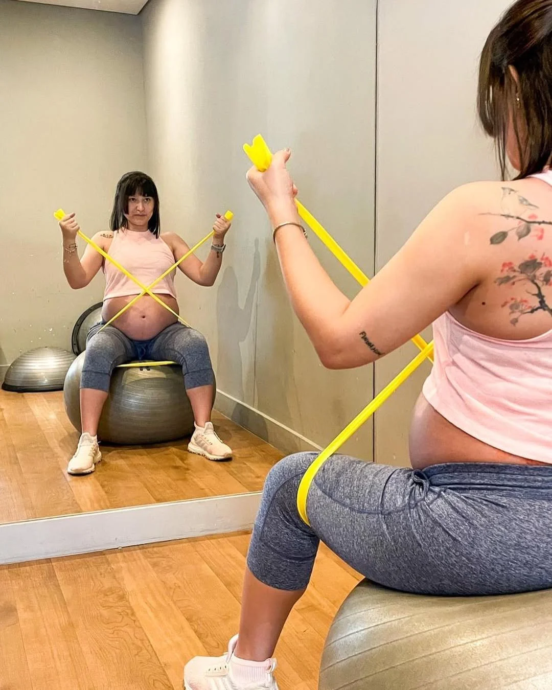 Personal training da Thais tá fodendo muito ela já sabia image 2