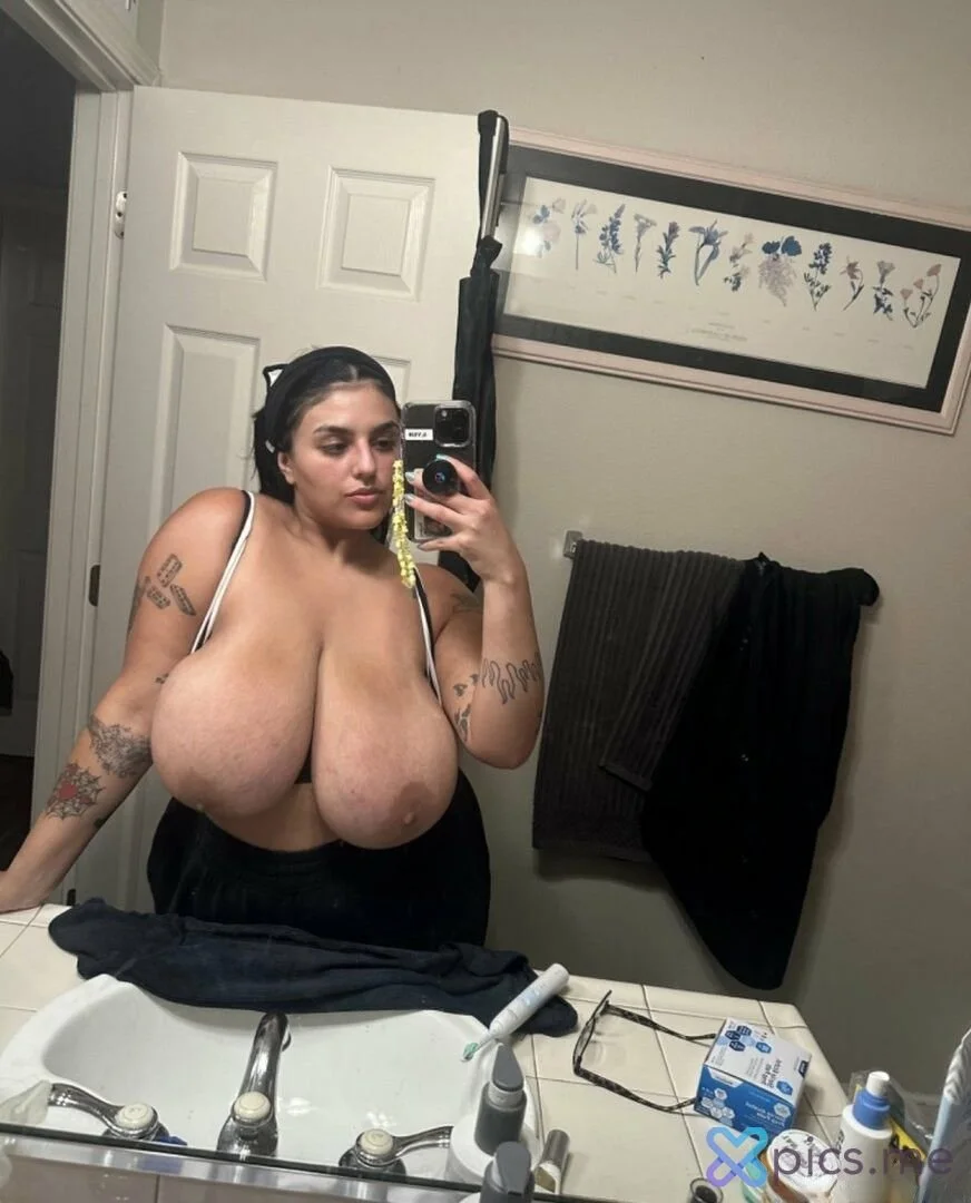 BBW Latina image 2