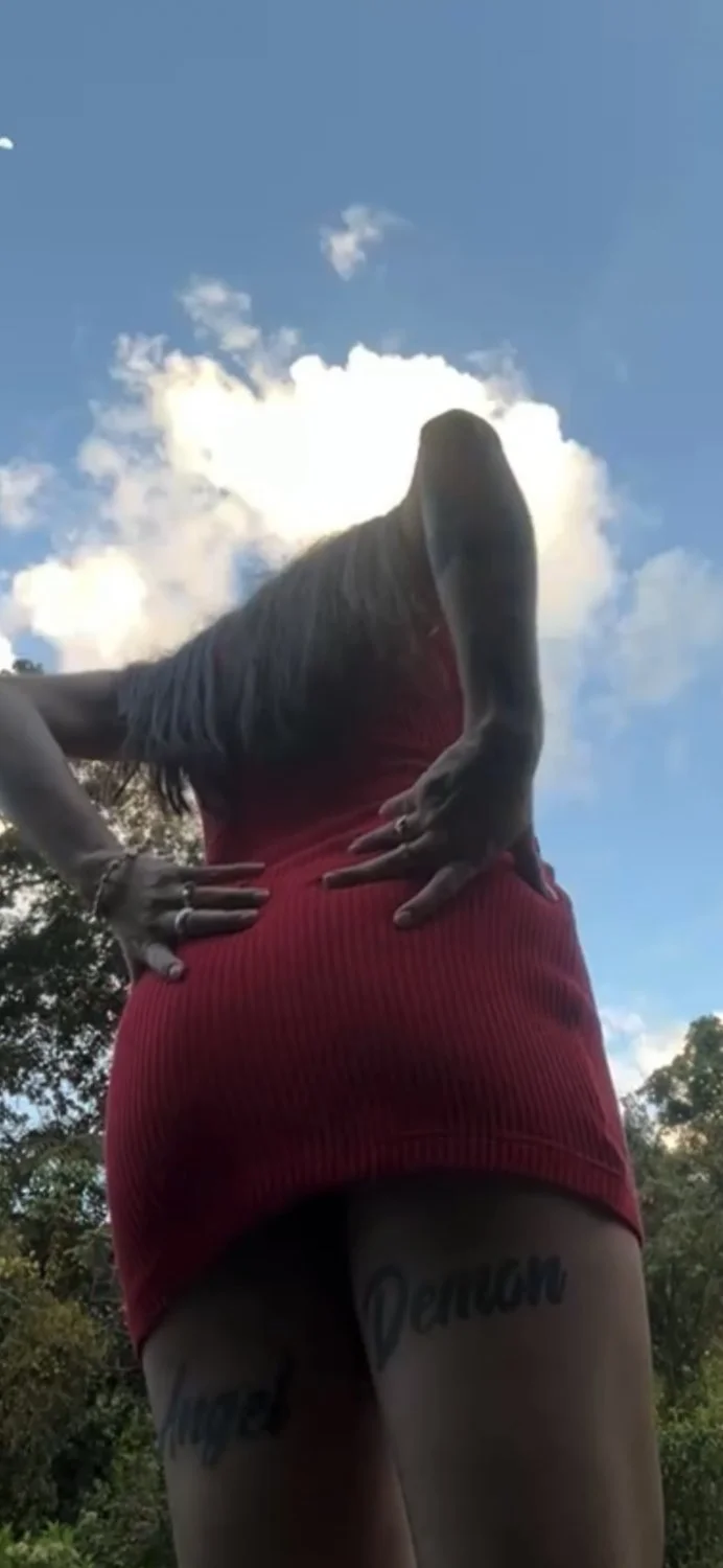 Upskit girl image 19