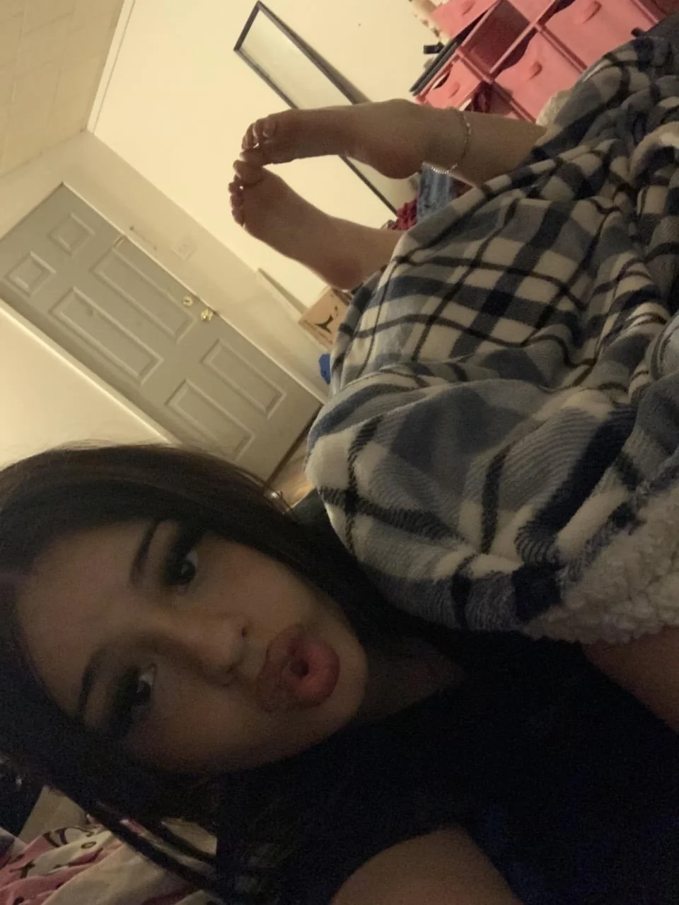 Pretty Latina Teen Feet image 13