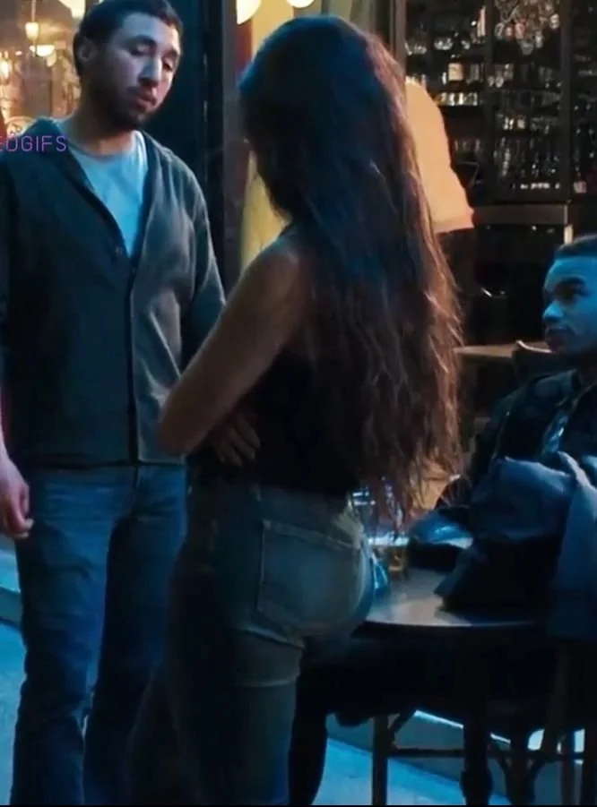 MyType Actress #3 Sexy Curvy w/ Big Booty image 17