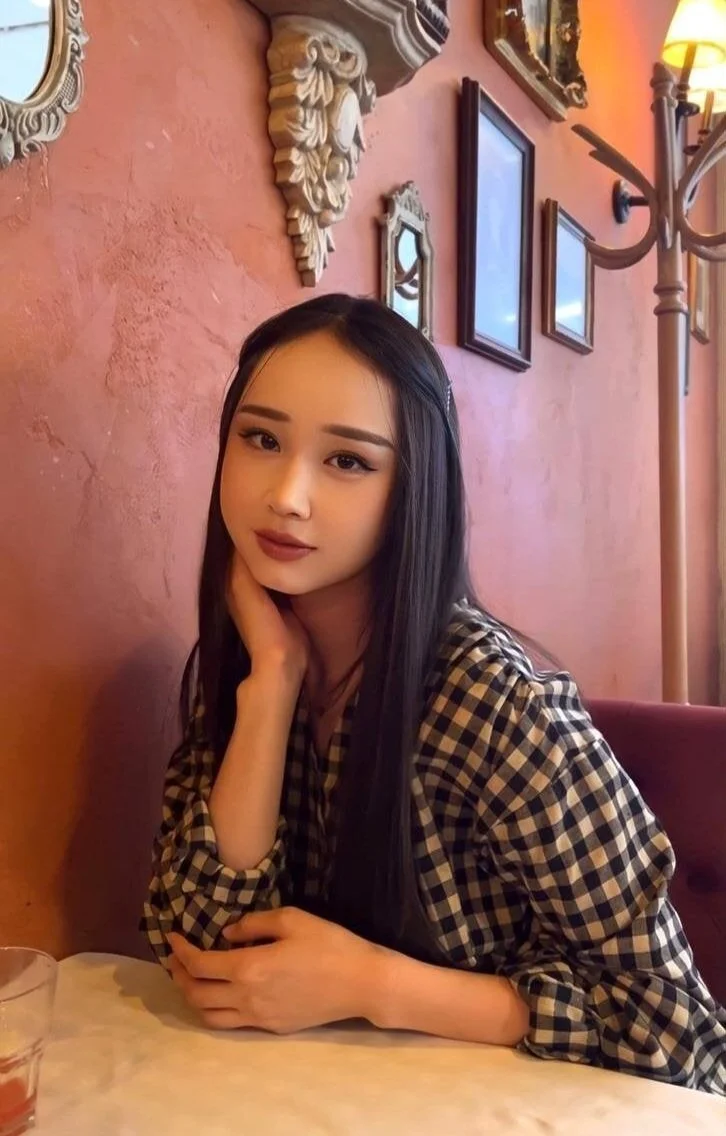 Sam Asian camgirl flexing fat creamy pussy Leaks image 1