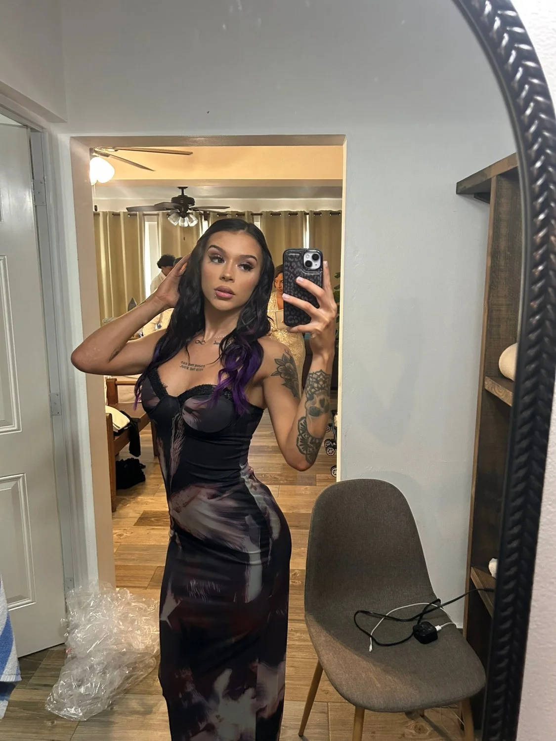 Elayna Black image 2