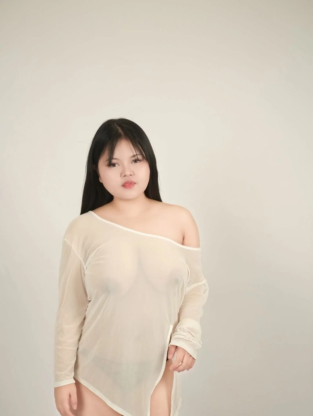 อวบๆแน่นๆ นมสวยชิบหาย Ari_wxn image 2