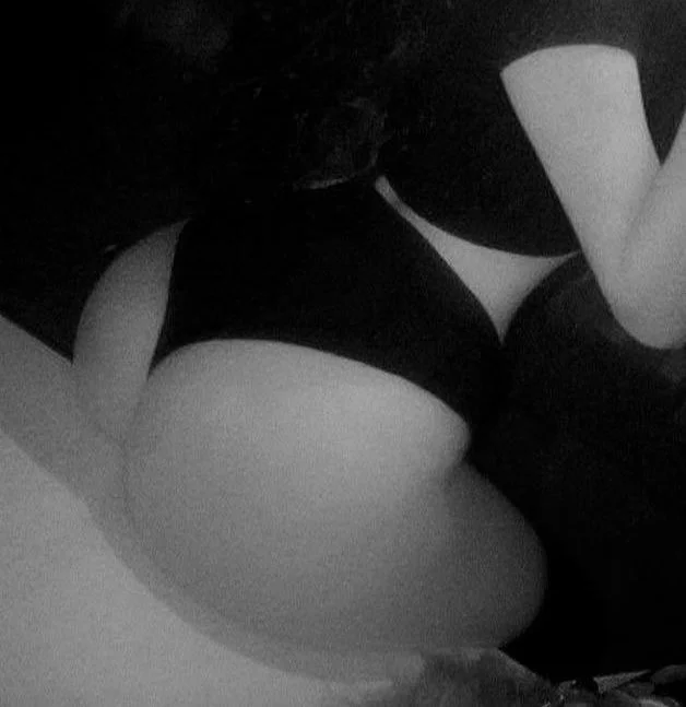 Big ass teen girl image 4