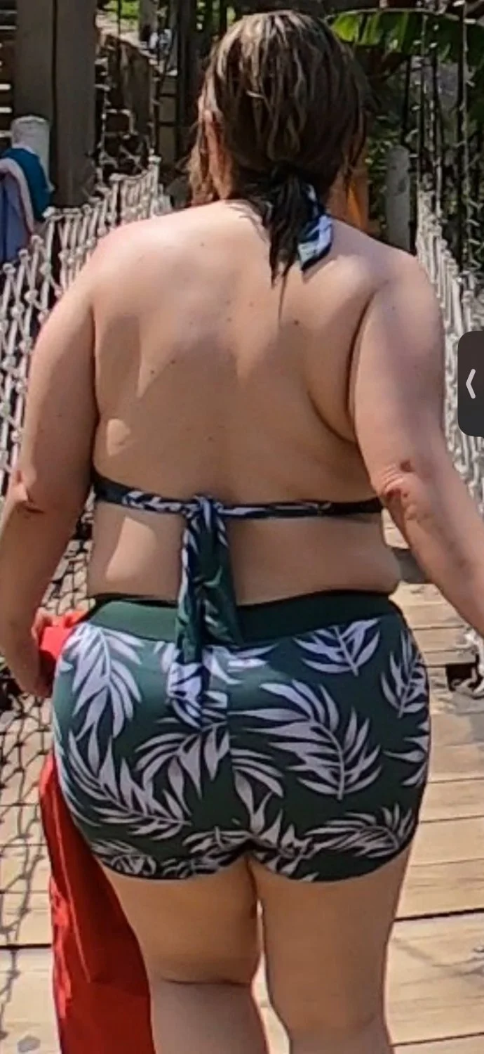 MILs big ass image 7