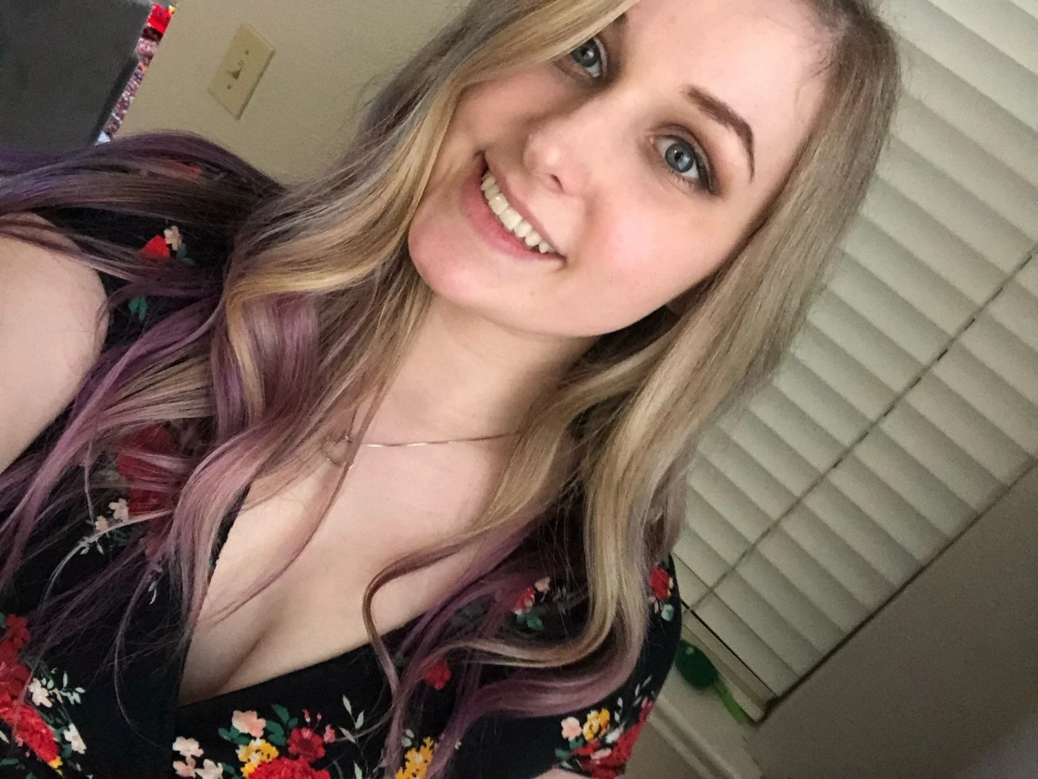 Cute Texas Slut image 9