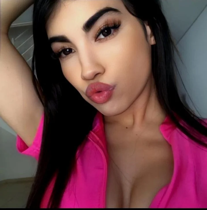 2025 Latina Hot image 4