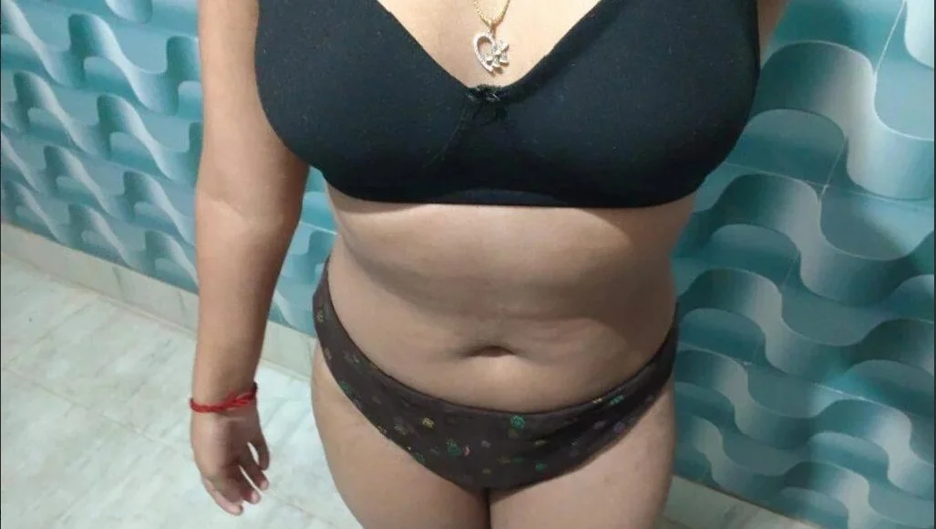 Sweta Indian slut image 10