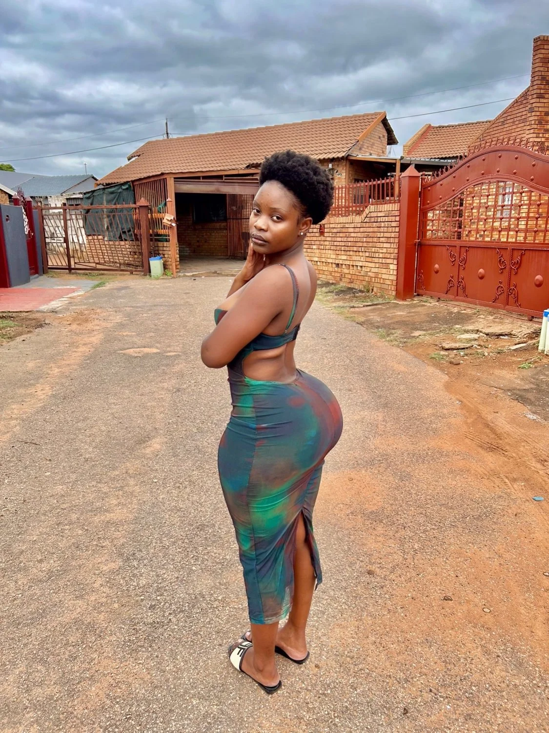Essa e da África taiwo_mabs, preta cavalona🤤😈 image 6