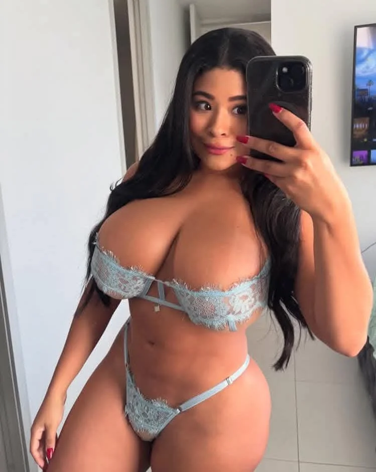 tits album image 7