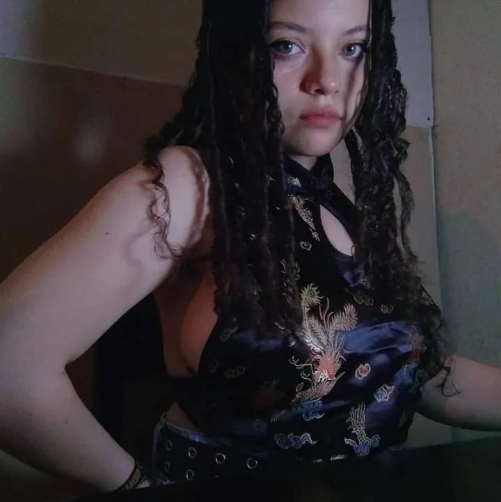 Pretty delinquent image 3