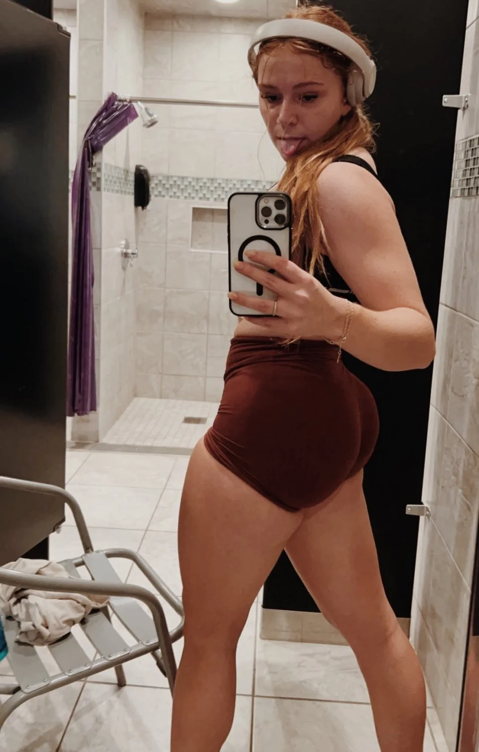 teen cheerleader image 6