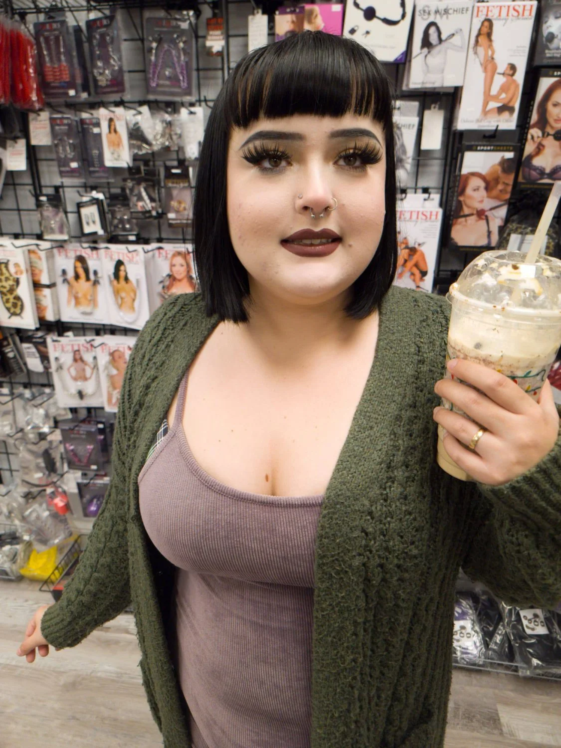 Fat Insecure white pyt teen bbw with phat ass made to cheat for BBC image 17