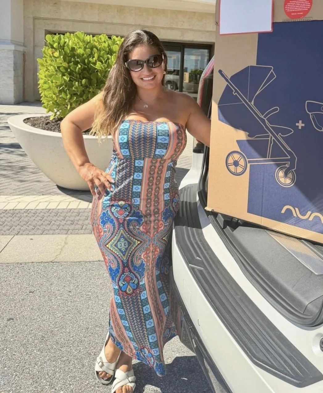 Busty Florida Latina milf Mafe Gordon image 9