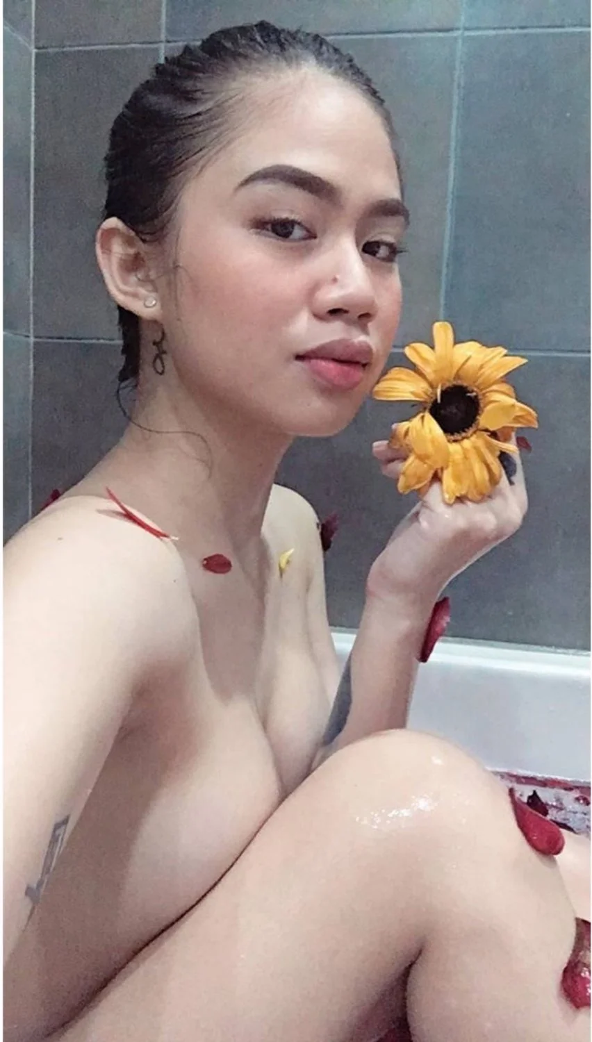 hot asian model image 16