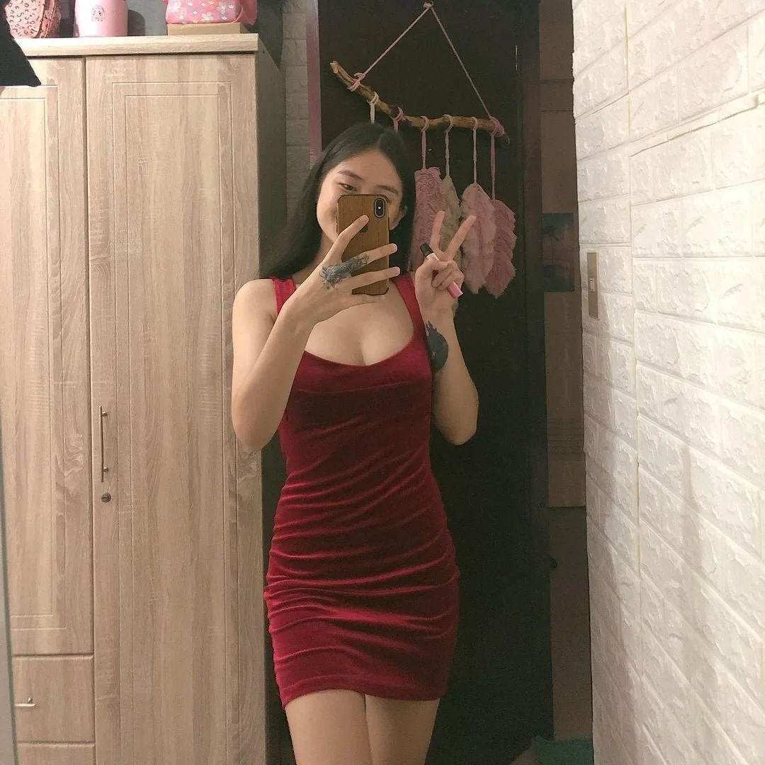 hot asian model image 8
