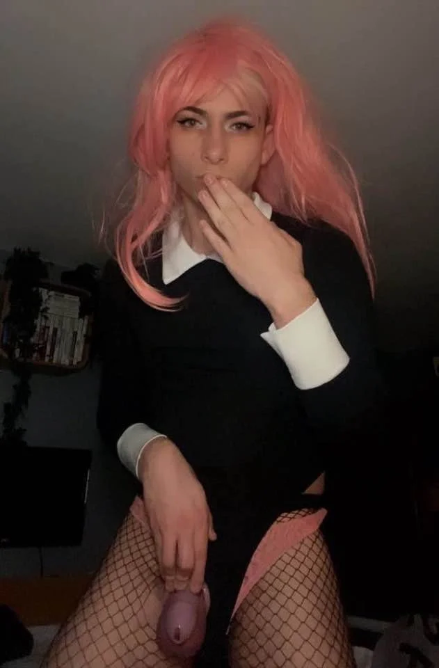 Cute tight sissy exposed from Kik, love her sexy lips. Her Kik is Sissy__Dolly image 2