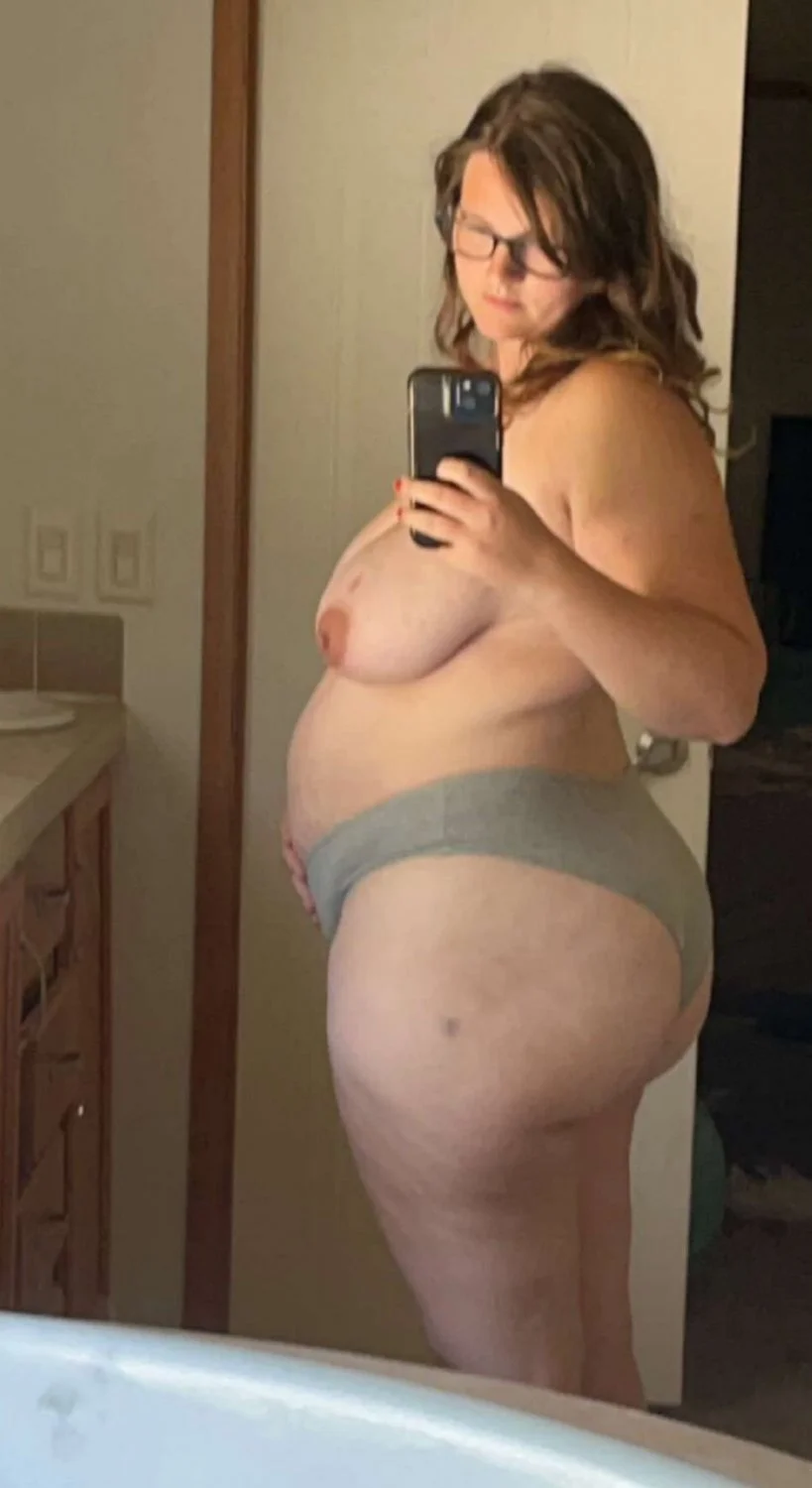 If your bitch has a fatter ass, hmu. Kik is brainblaster9000 image 10