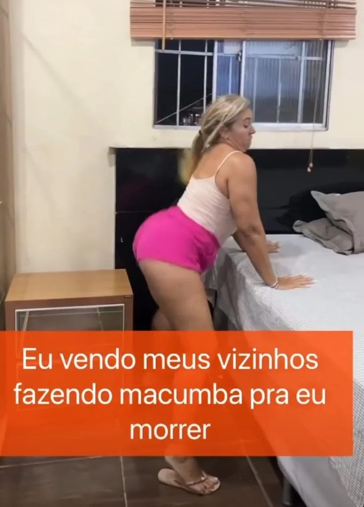 Mãe e Filha, coroa casada deliciosa com sua filha tesuda. image 24