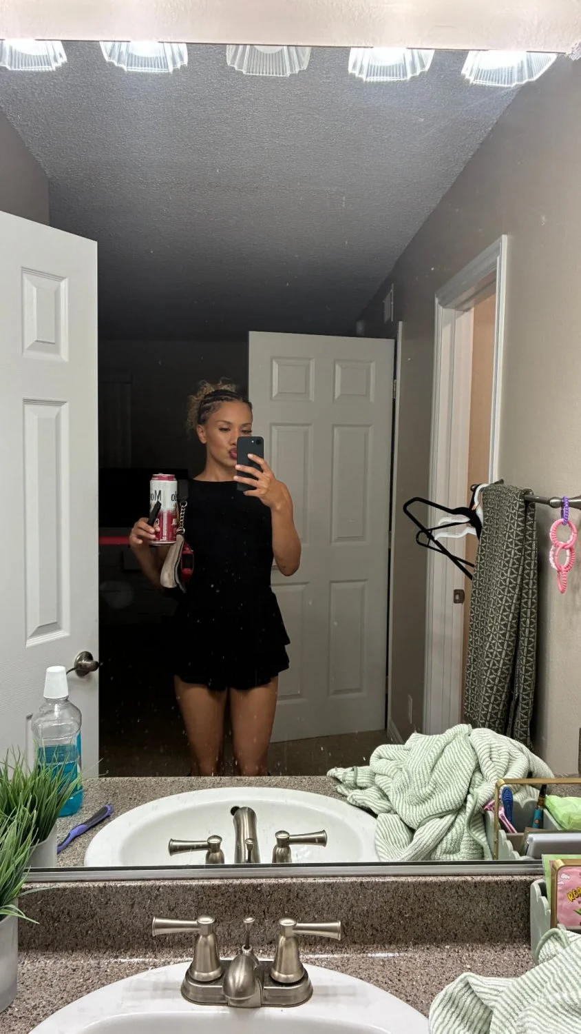 Pretty SoCal Redbone baddie Zoey image 16