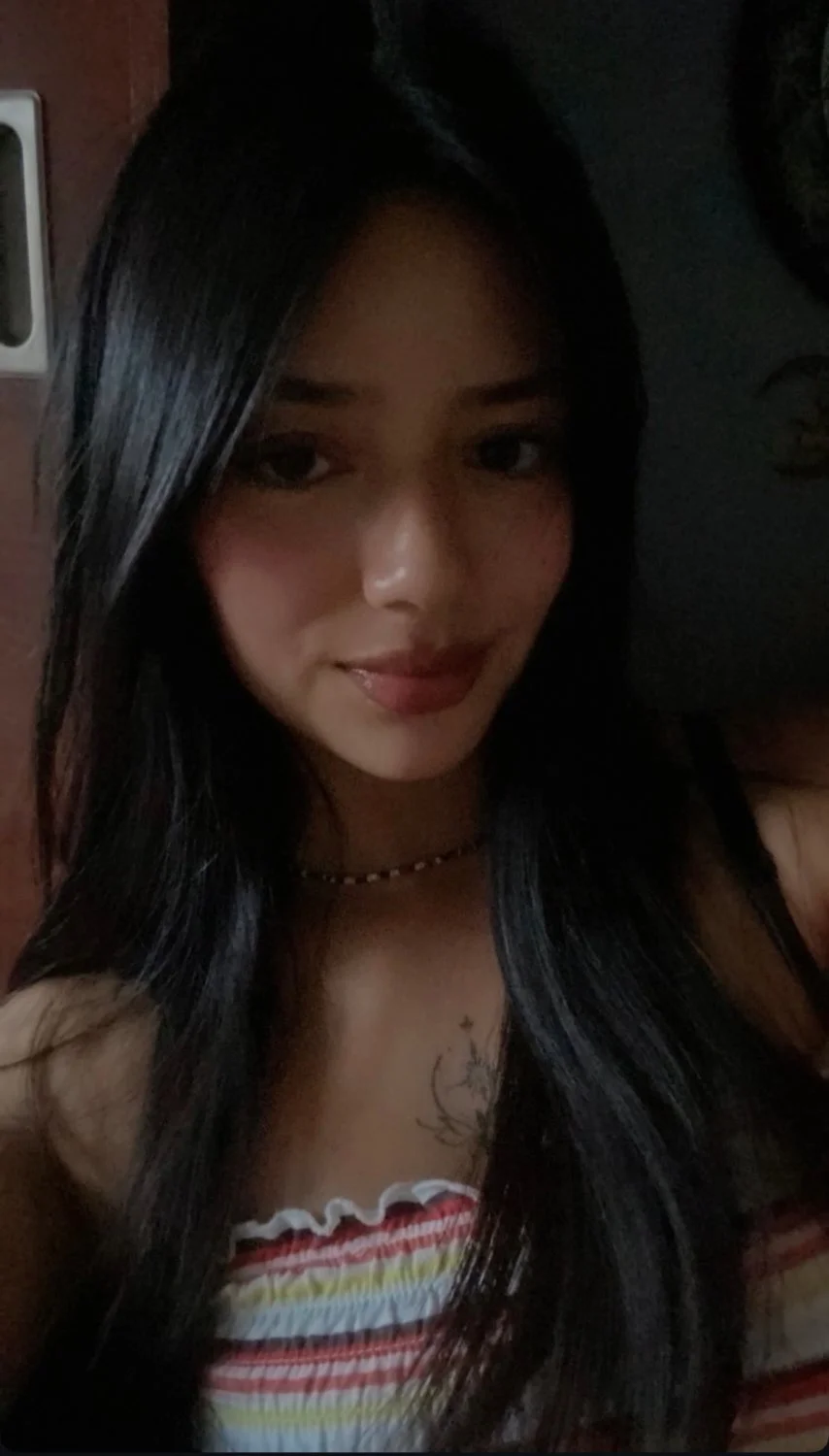 Emily ramirez, hermosa tetona image 4