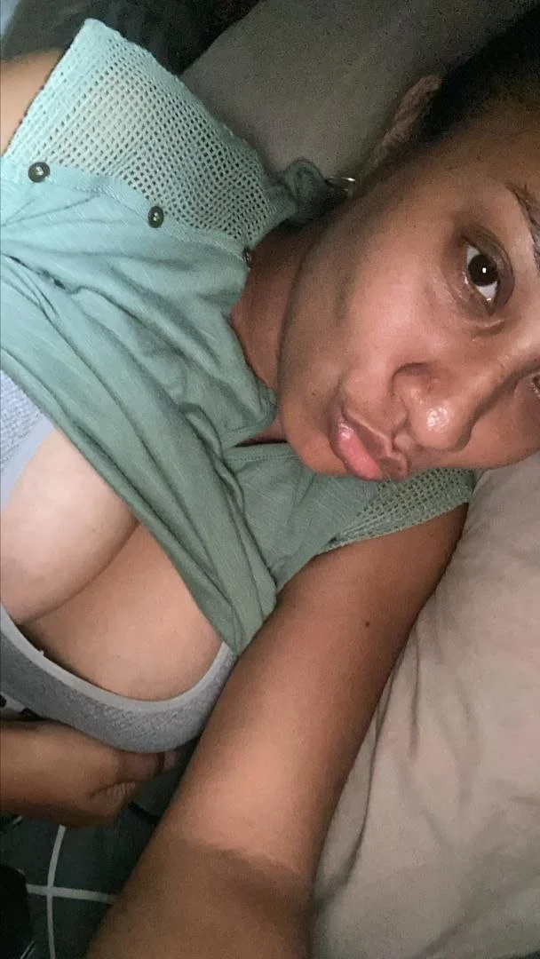 Hottie🇵🇬 image 3