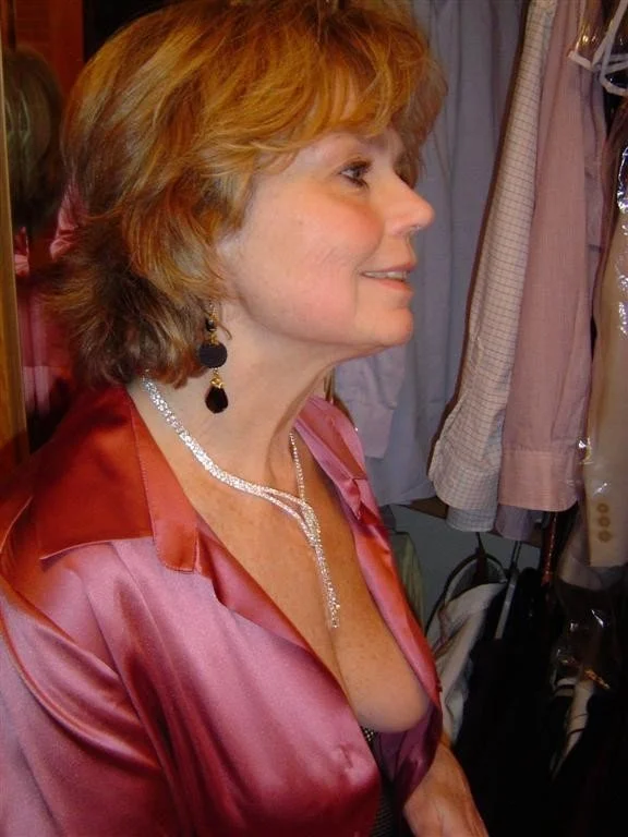 Gilf Cutie mature-women-and-why-we-love-them nr 1 image 36