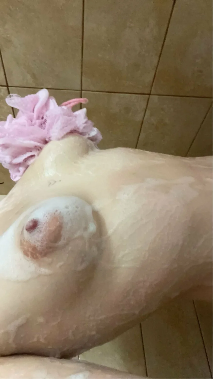cute wet slut Alex image 6