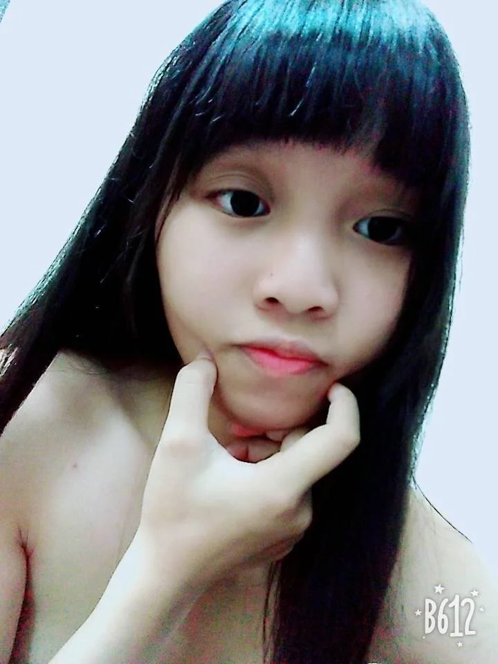 Taiwan female student Ding Fangcui image 4