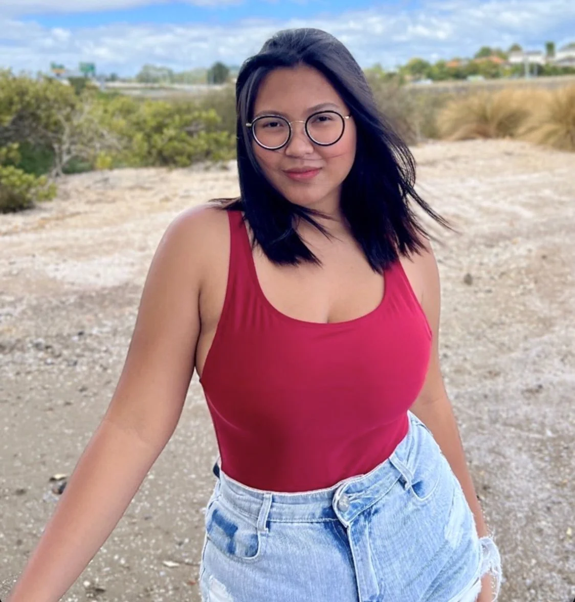 I bet her dad goons daily to his THICK innocent looking teen daughter phat ass & huge milkers image 22