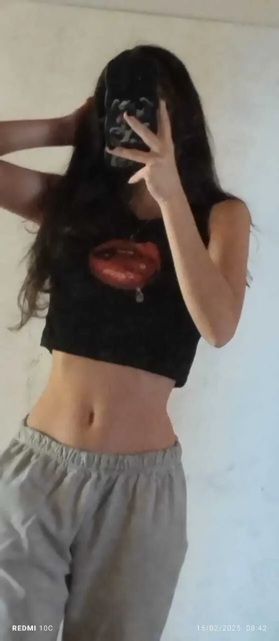 Cute Teen image 3