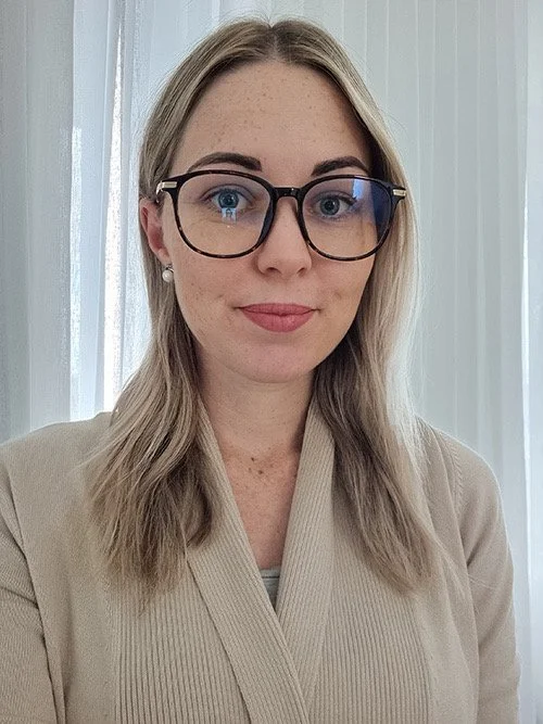 Little blonde wife main image
