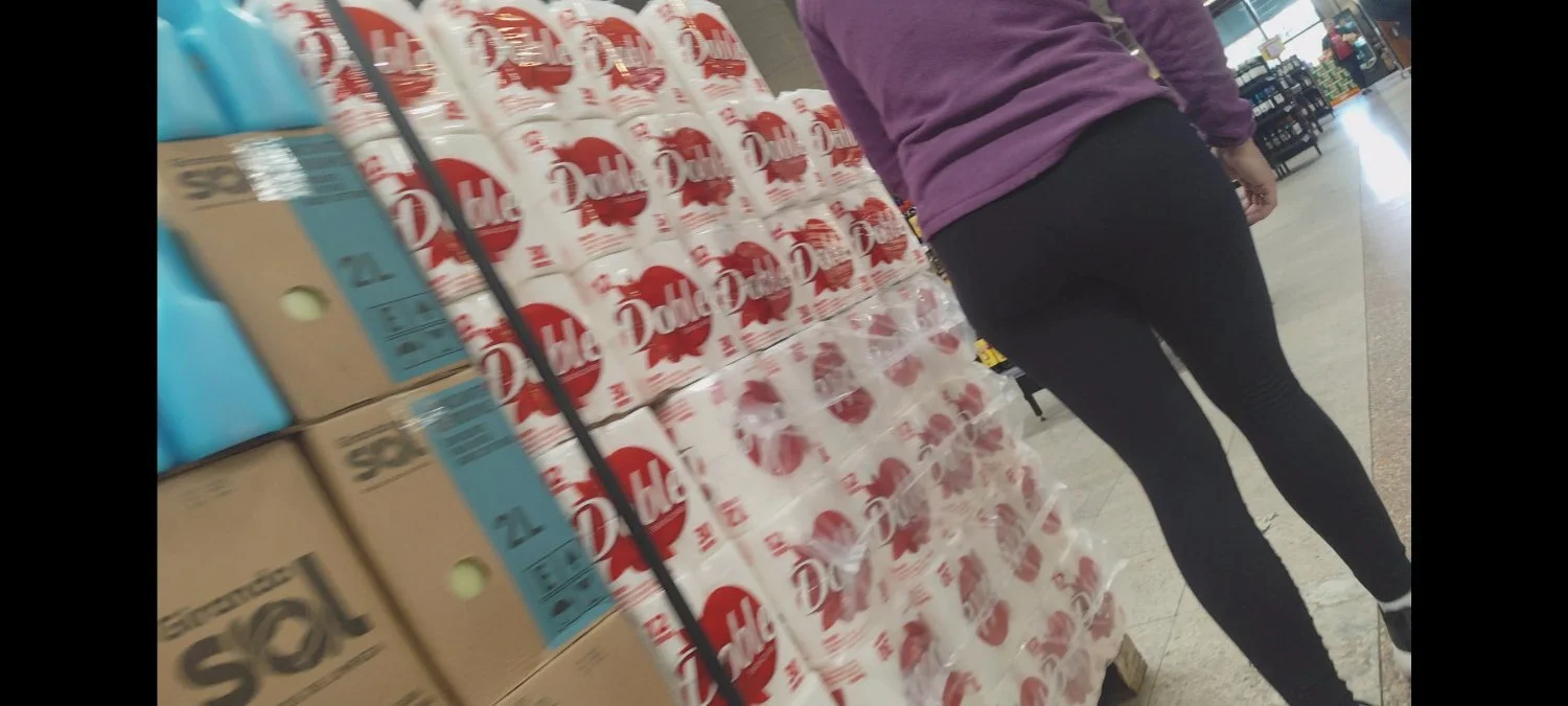 Ass in public 9 image 10