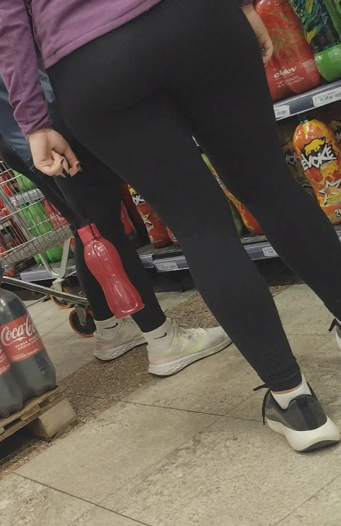 Ass in public 9 image 5