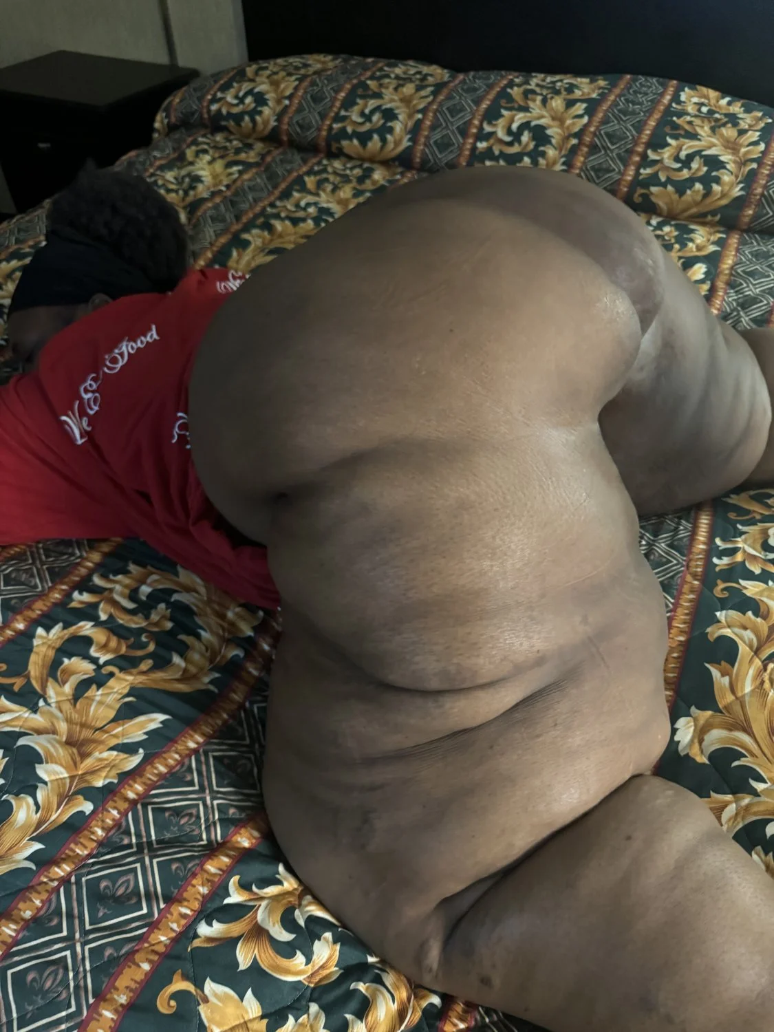 CHEEKI HUGE BOOTY QUEEN image 2