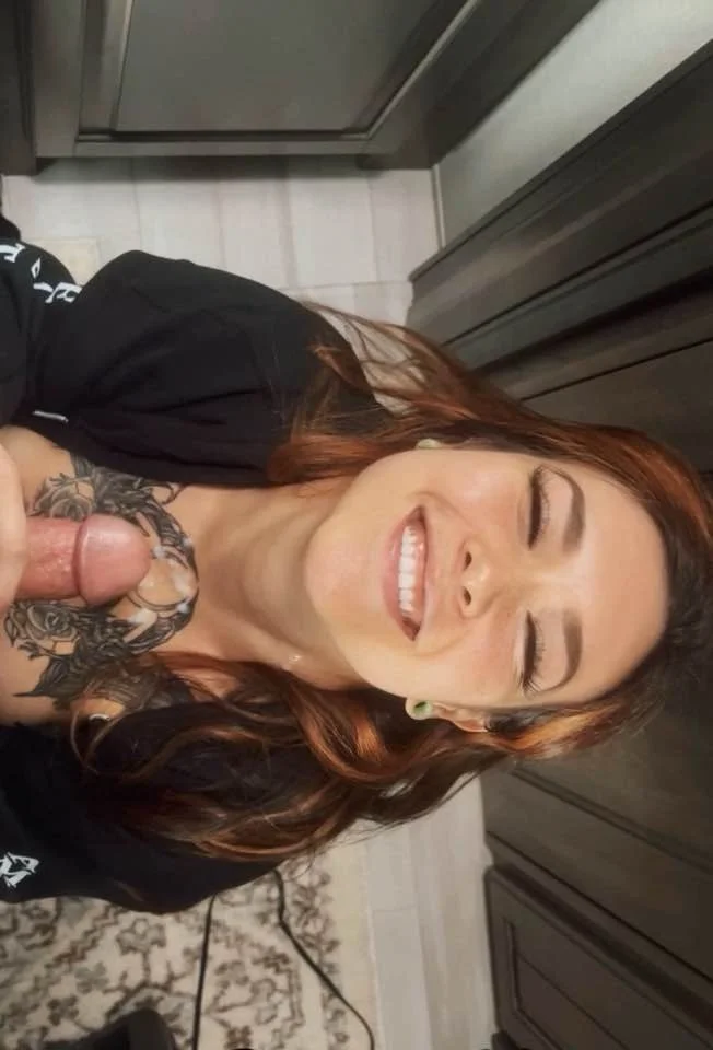 Asian slut loves facials image 12