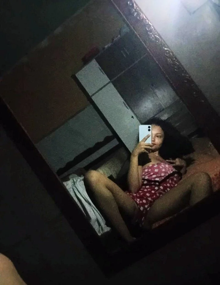 A safadinha mandou postar as novas fotinhas e vídeos dela image 7