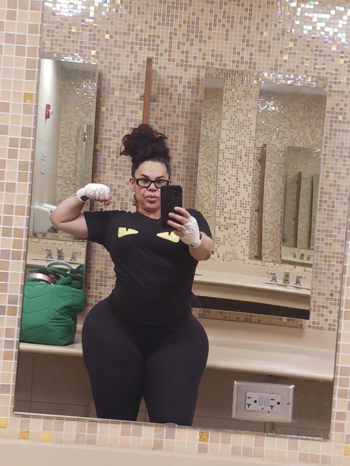CHunKy thicK braz1liAn bo0tY ! image 3