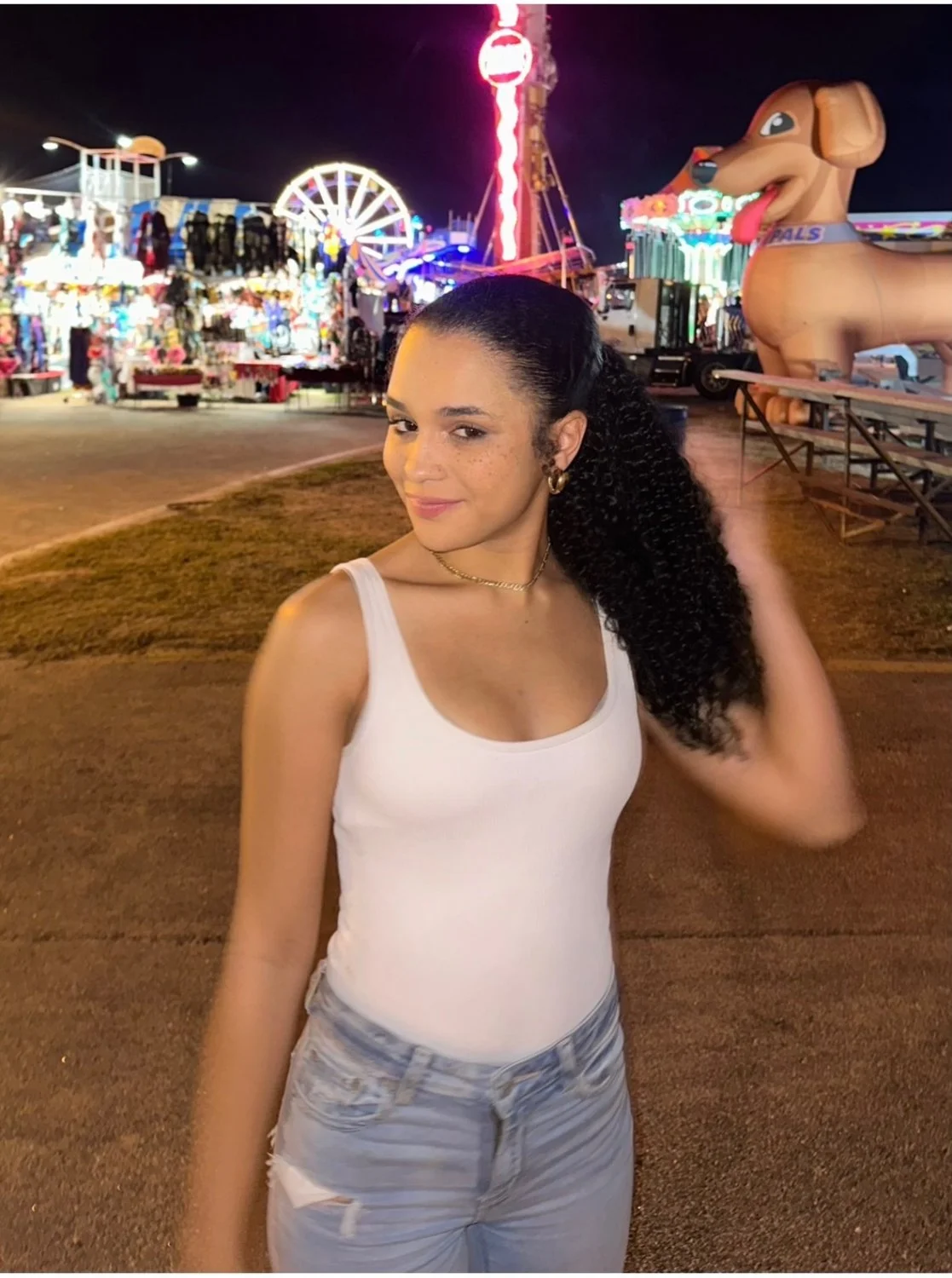 Yanna image 12