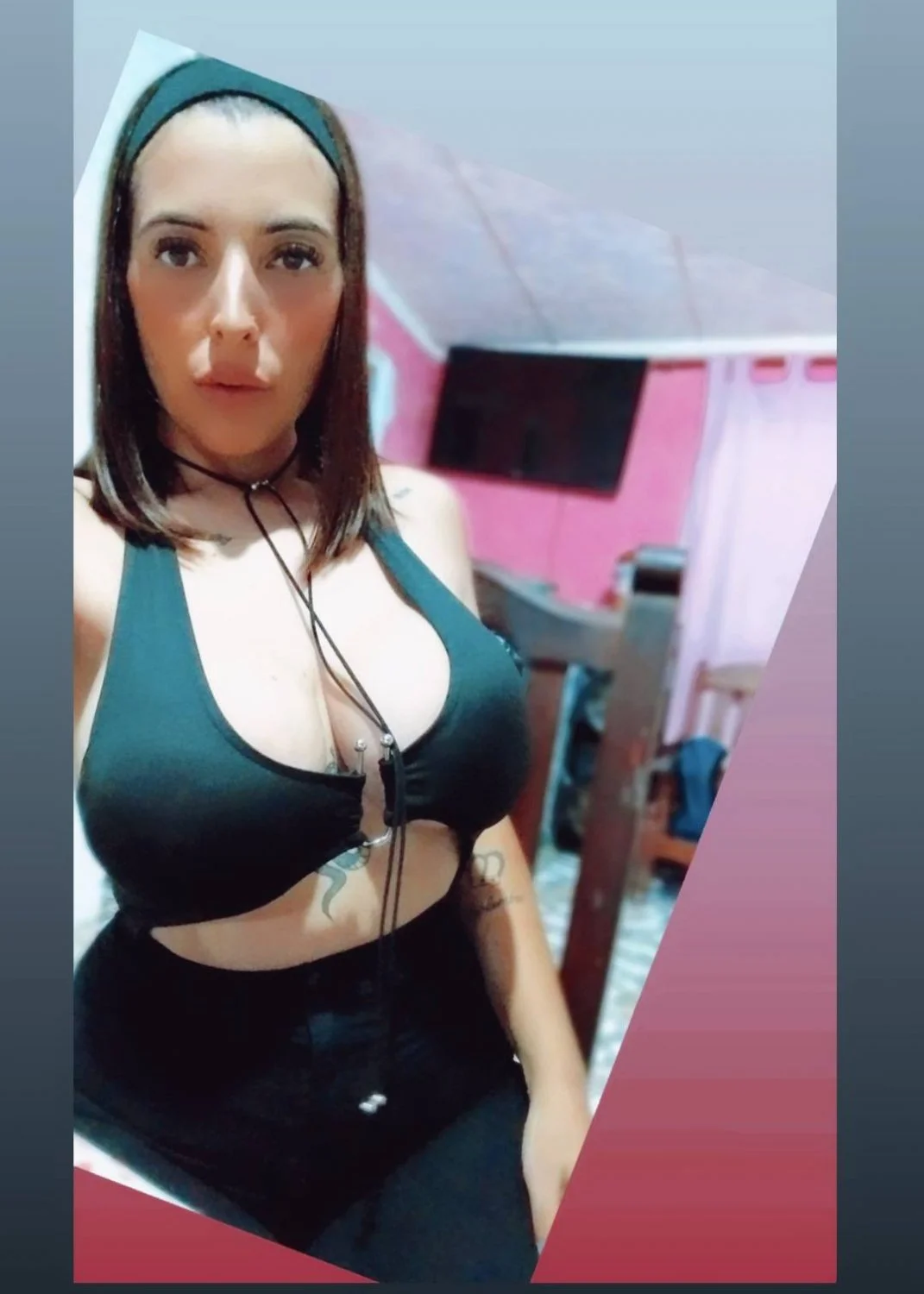 Sheii Jourdan tremendas tetas image 14