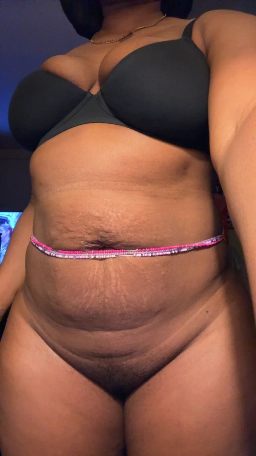 Ebony Mom leaked image 6