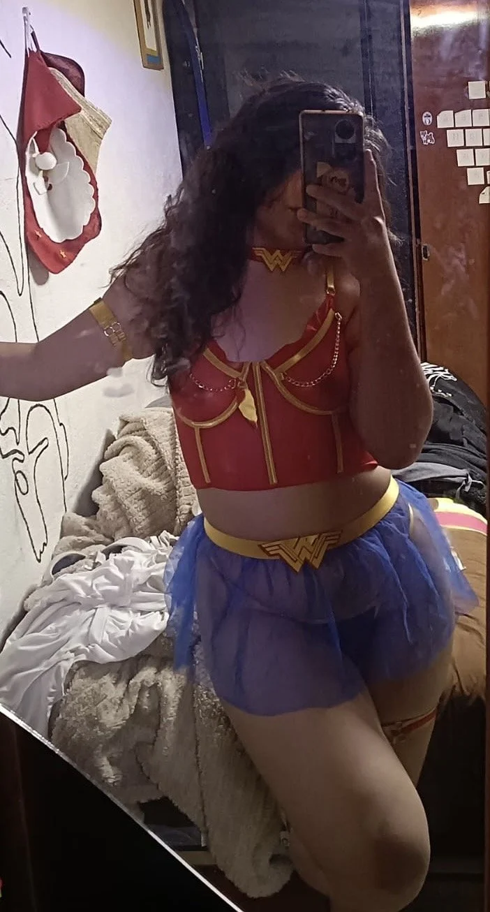 La mujer maravilla (su número al priv) image 4