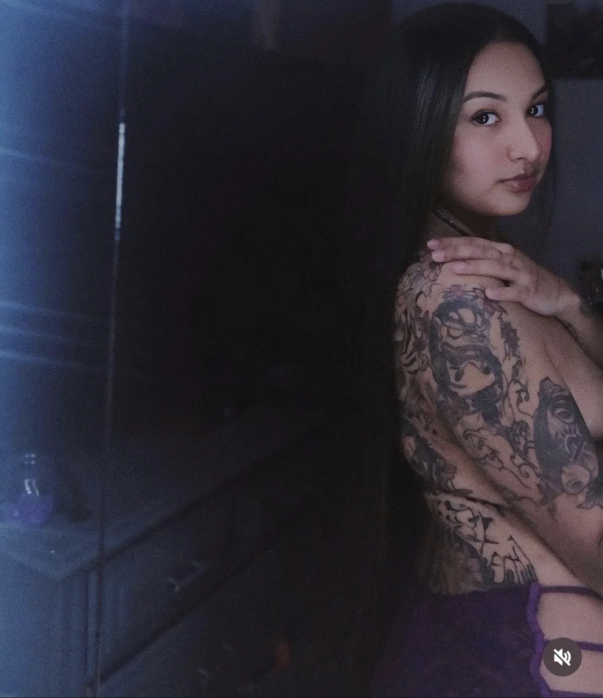 Illinois hoe monica, who got her old onlyfans content? image 6