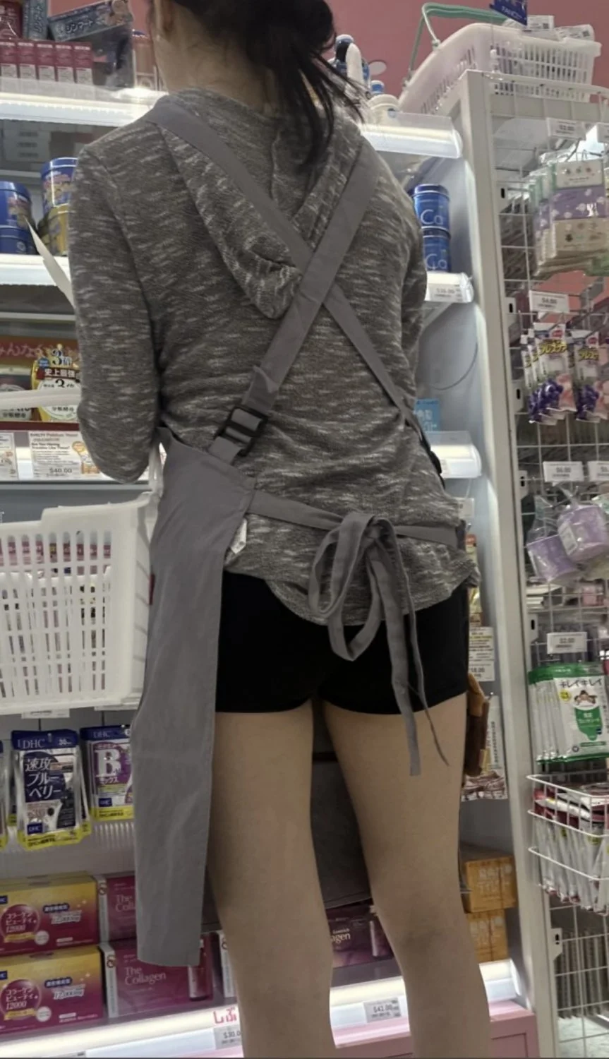 creeping on a breedable asian cutie image 6