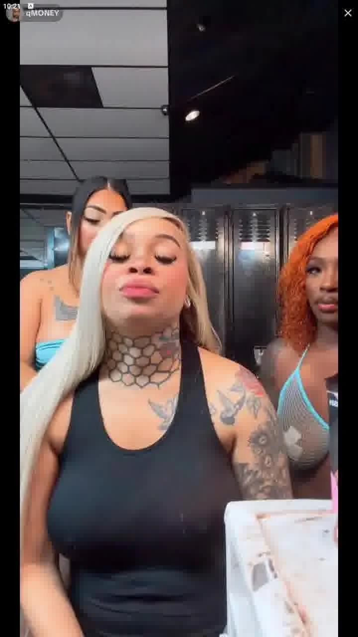 tiktok live strippers image 5